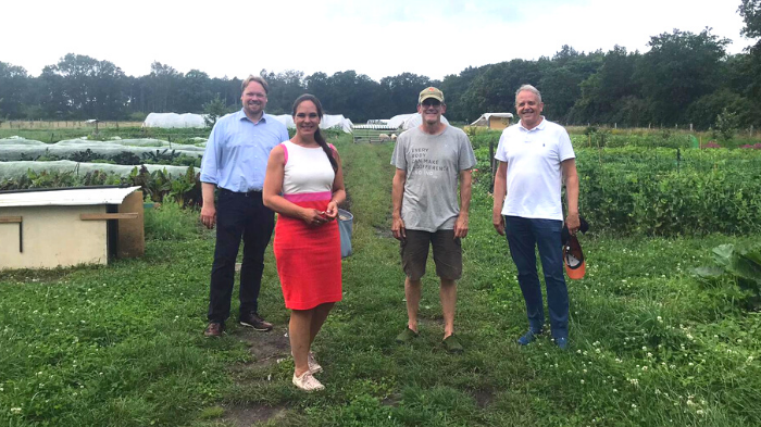 Oliver Kumbartzky, Annabell Krämer,Projektleiter Stephan Böhm und Gesellschafter Florian Weischer (von links).