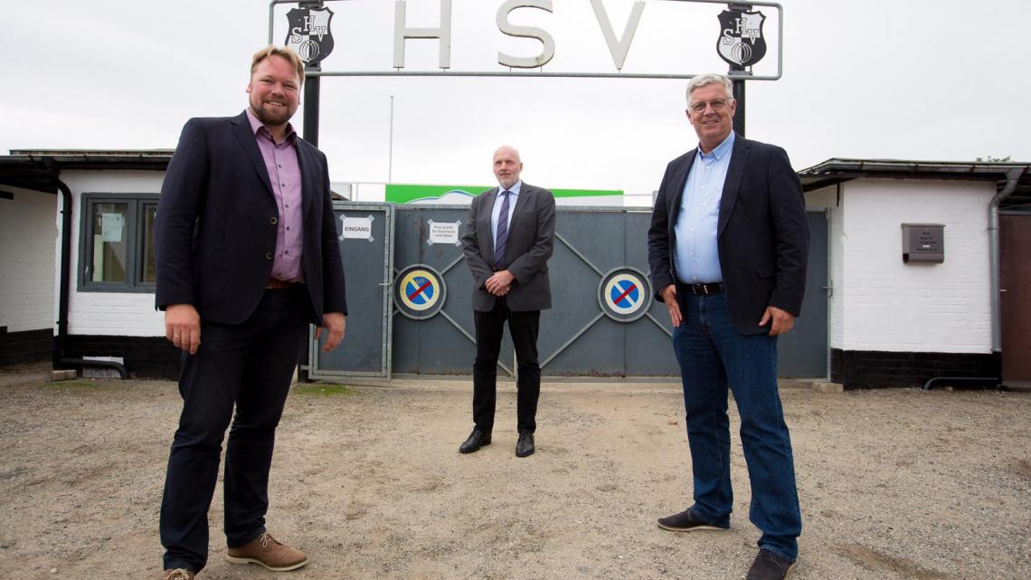 Jörg Hansen und Oliver umbartzky beim Heider Sportverein