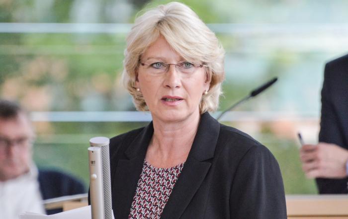 Anita Klahn, familienpolitische Sprecherin der FDP Fraktion im Landtag Schleswig-Holstein